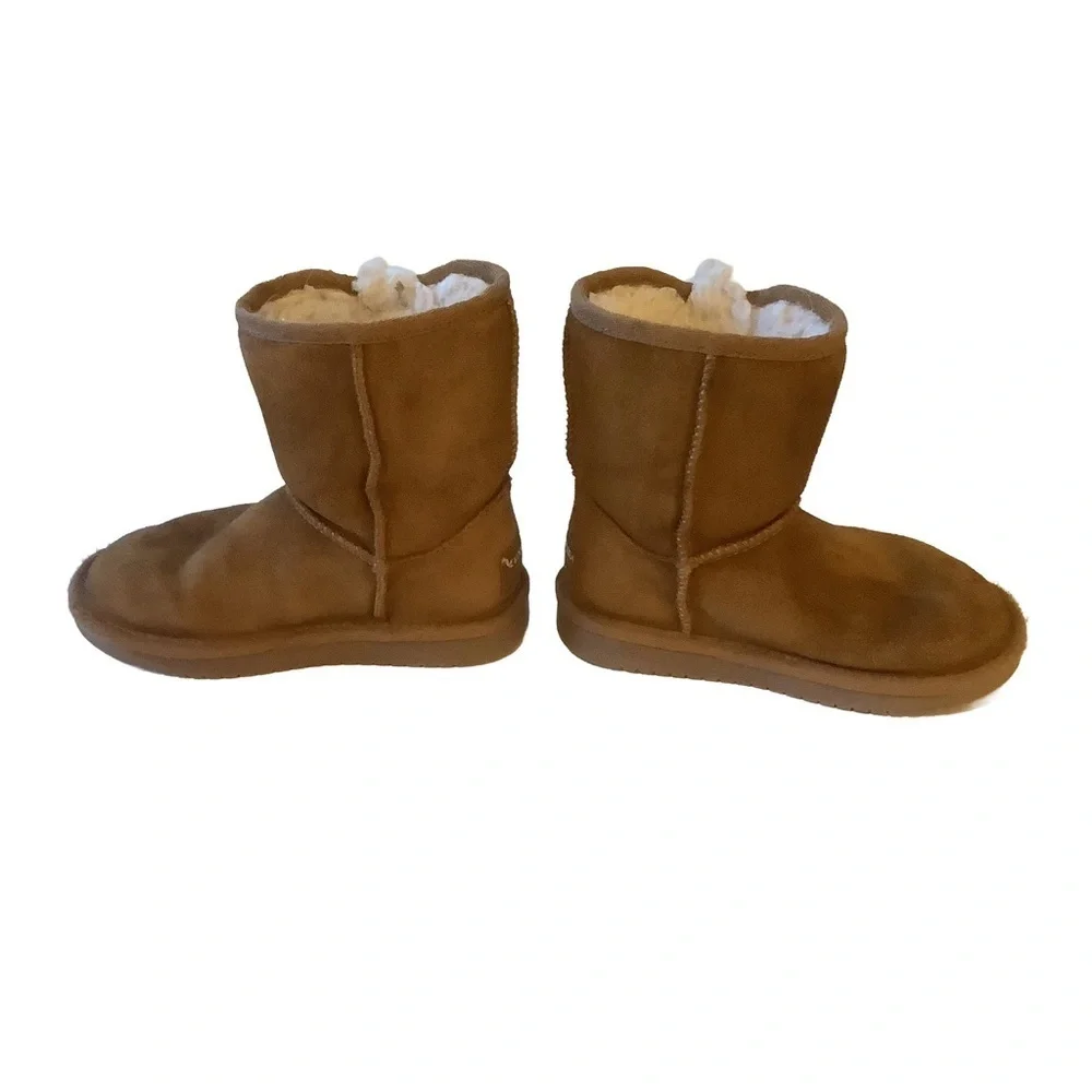 Koolaburra by UGG Kids Boots – Size 10